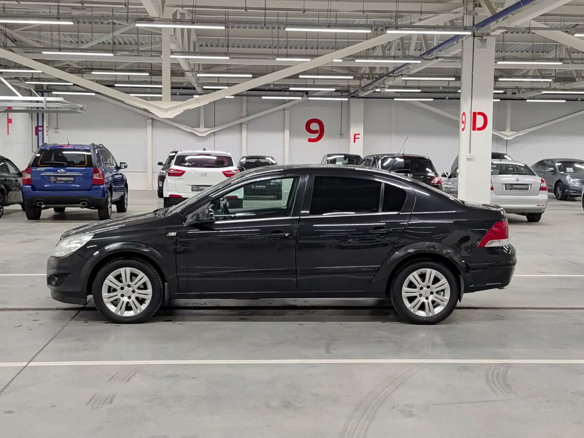 Opel Astra 2012 года с пробегом. Фото: #3