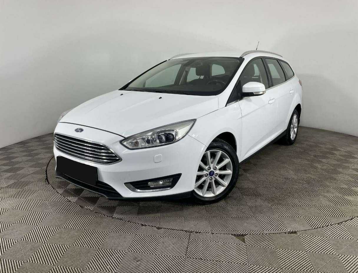 Ford Focus 2017 года с пробегом. Посмотреть фото