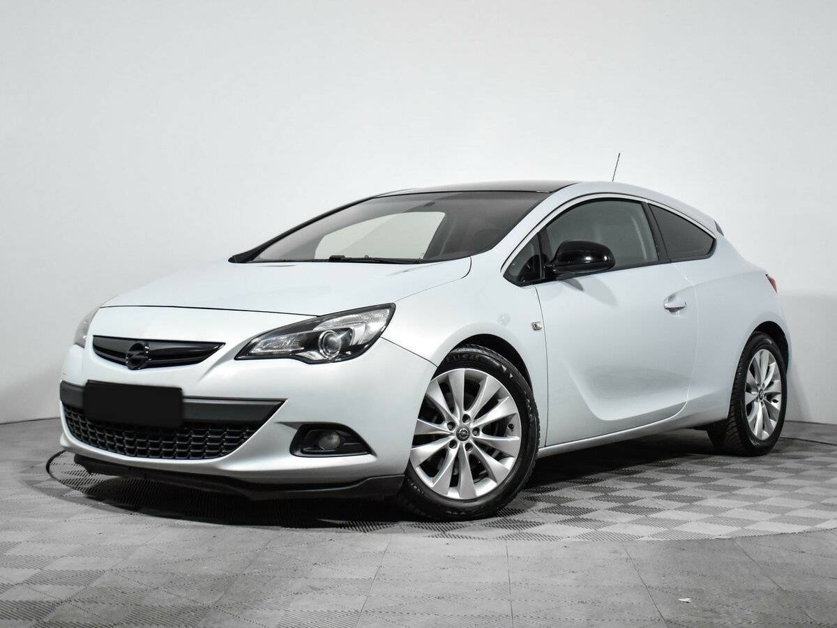 Opel Astra 2012 года с пробегом. Посмотреть фото