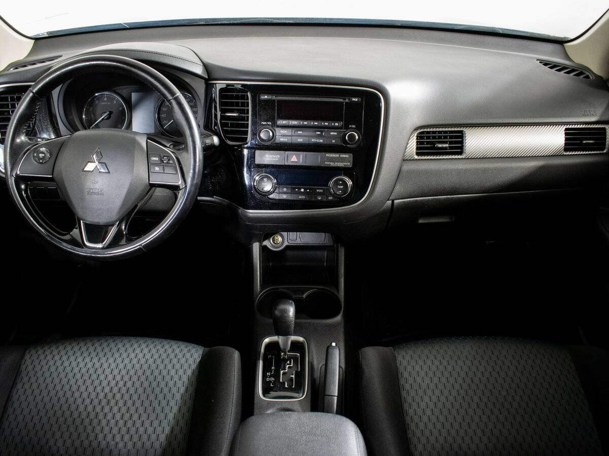 Mitsubishi Outlander 2015 года с пробегом. Фото: #10