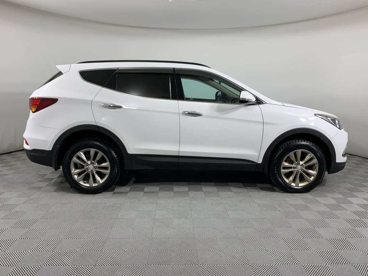 Hyundai Santa Fe 2017 года с пробегом. Фото: #3