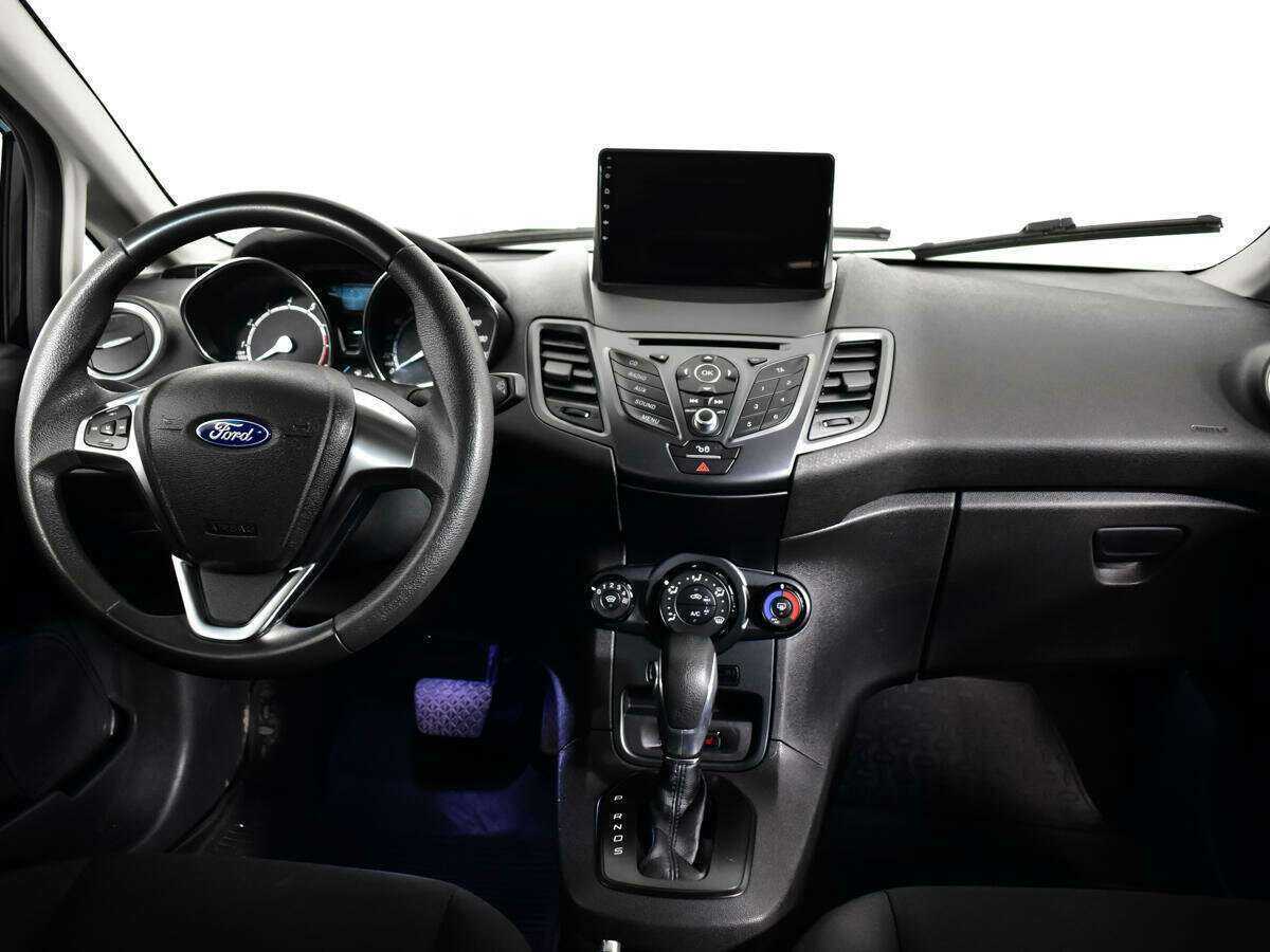 Ford Fiesta 2016 года с пробегом. Фото: #9