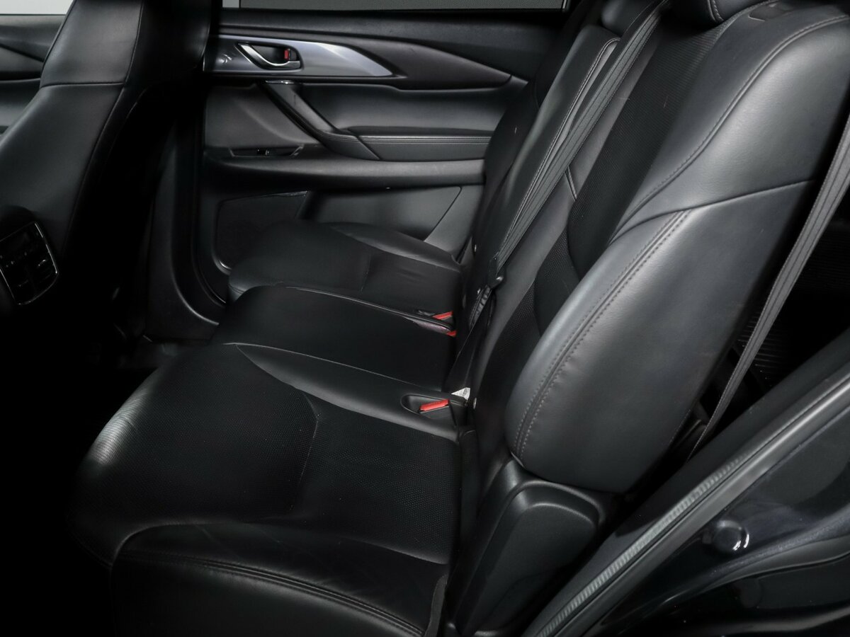 Mazda CX-9 2018 года с пробегом. Фото: #9