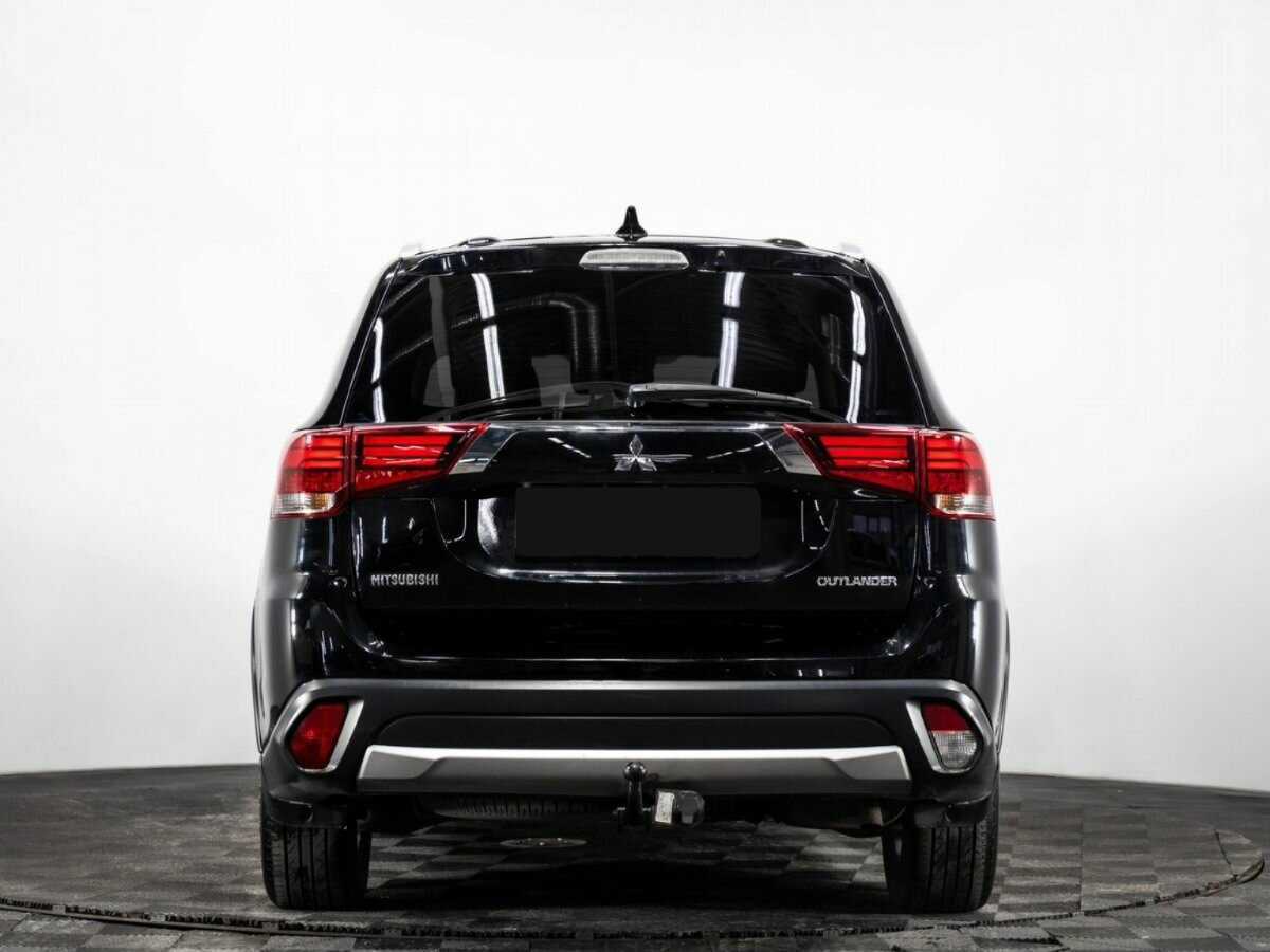 Mitsubishi Outlander 2017 года с пробегом. Фото: #4