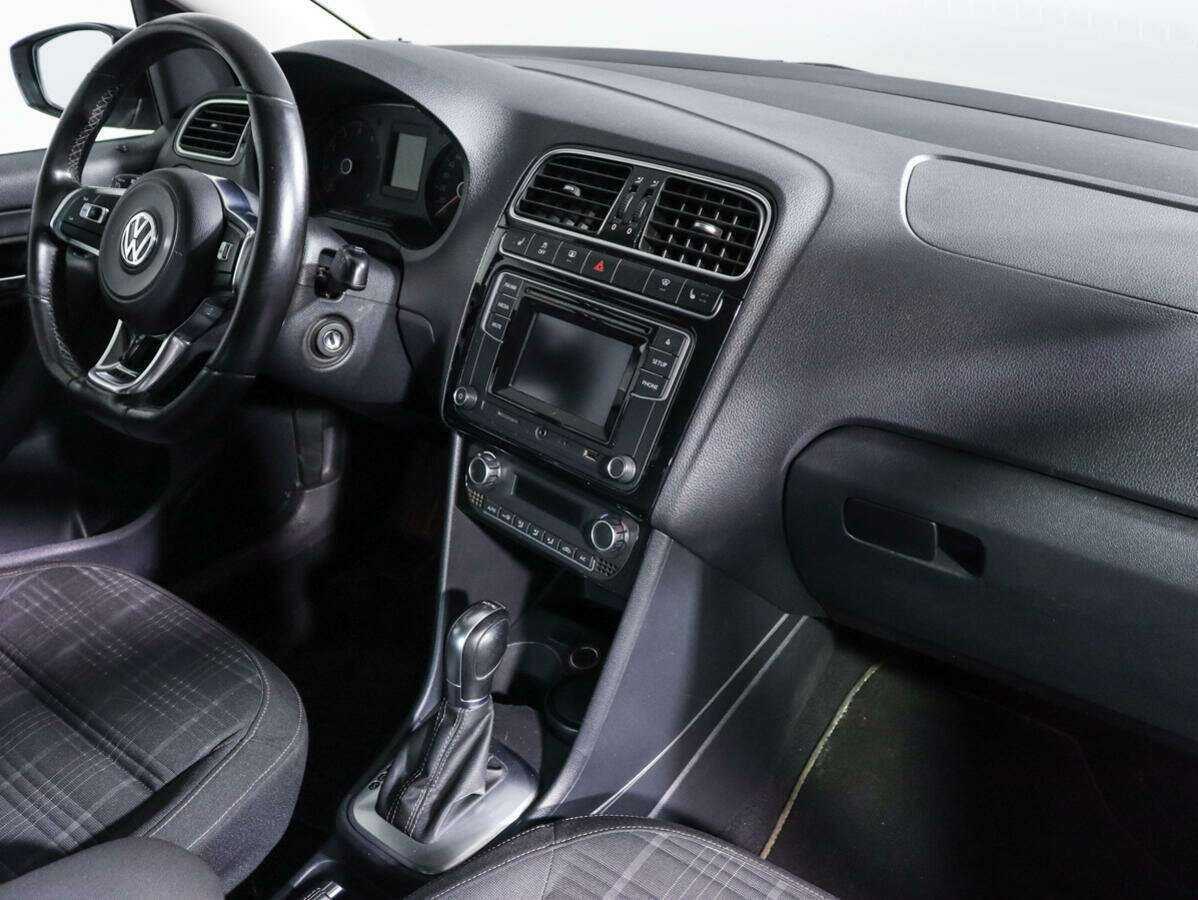 Volkswagen Polo 2017 года с пробегом. Фото: #8