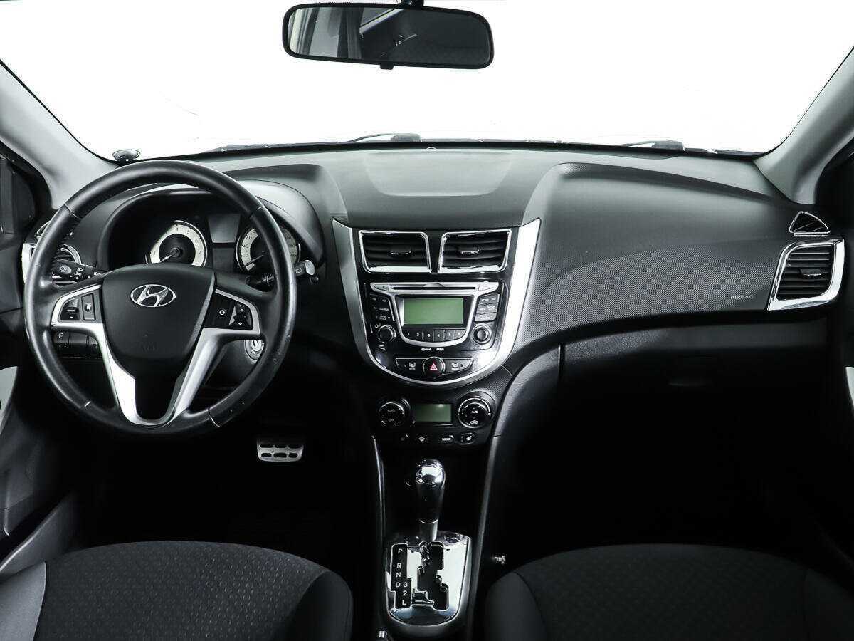 Hyundai Solaris 2012 года с пробегом. Фото: #9