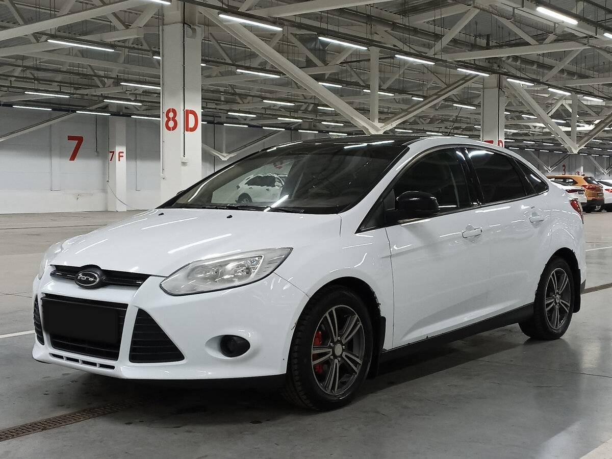 Ford Focus 2013 года с пробегом. Посмотреть фото