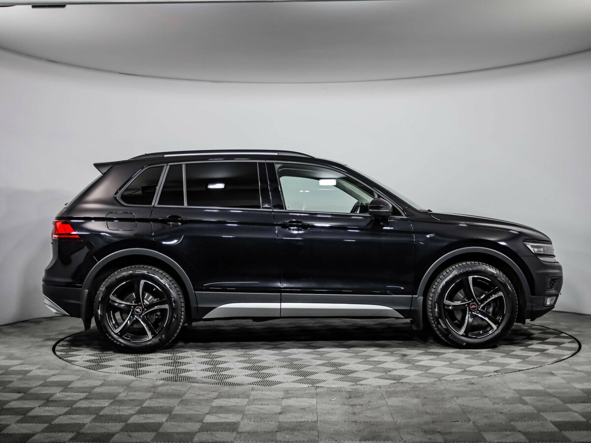 Volkswagen Tiguan 2019 года с пробегом. Фото: #3