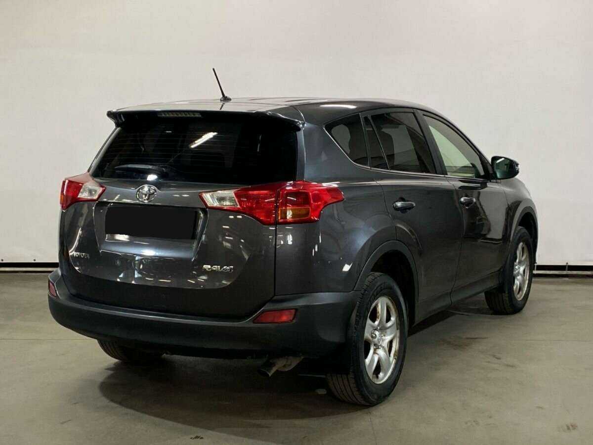 Toyota RAV4 2014 года с пробегом. Фото: #4