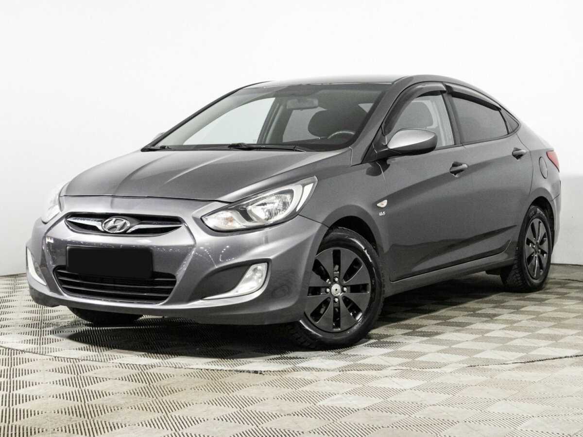Hyundai Solaris 2013 года с пробегом. Посмотреть фото