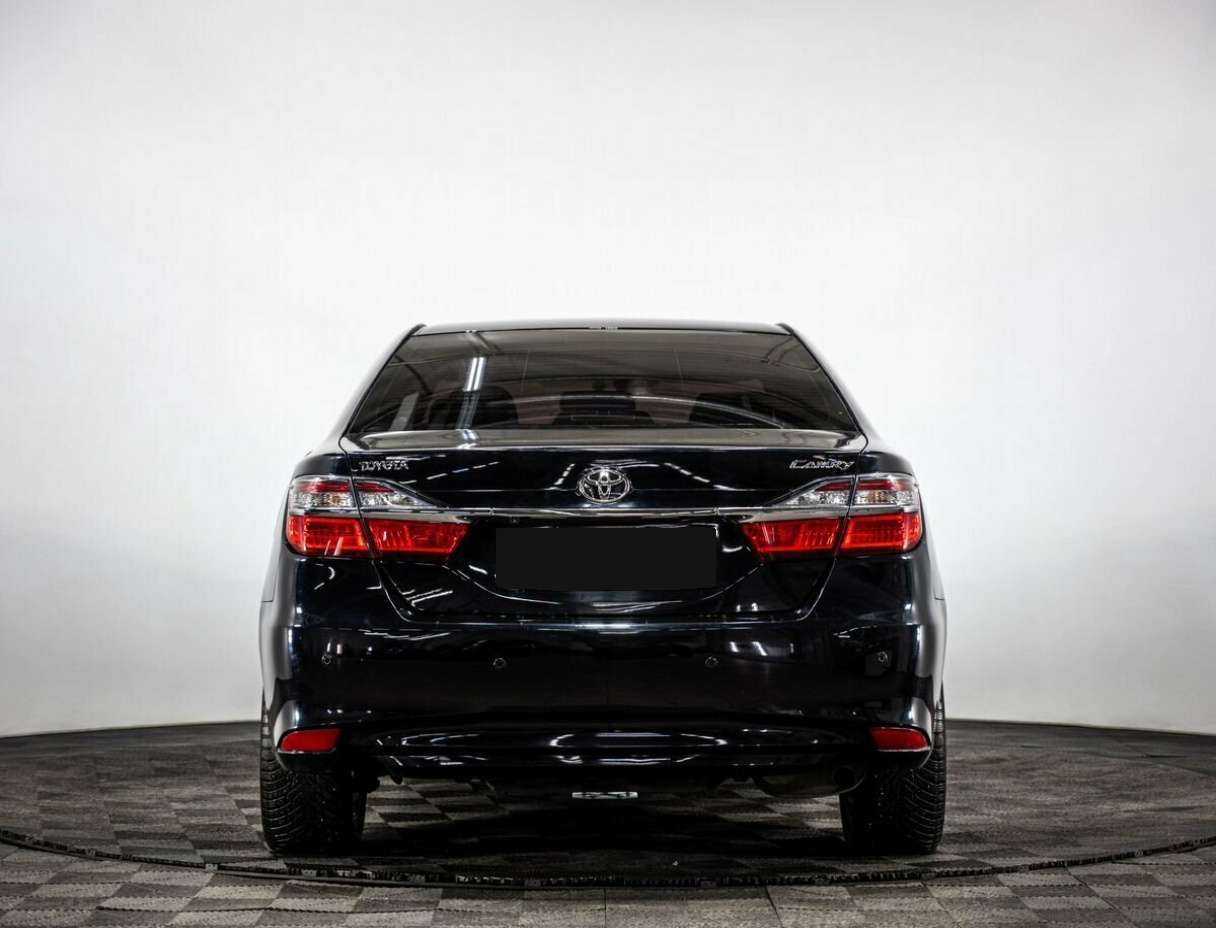 Toyota Camry 2015 года с пробегом. Фото: #4