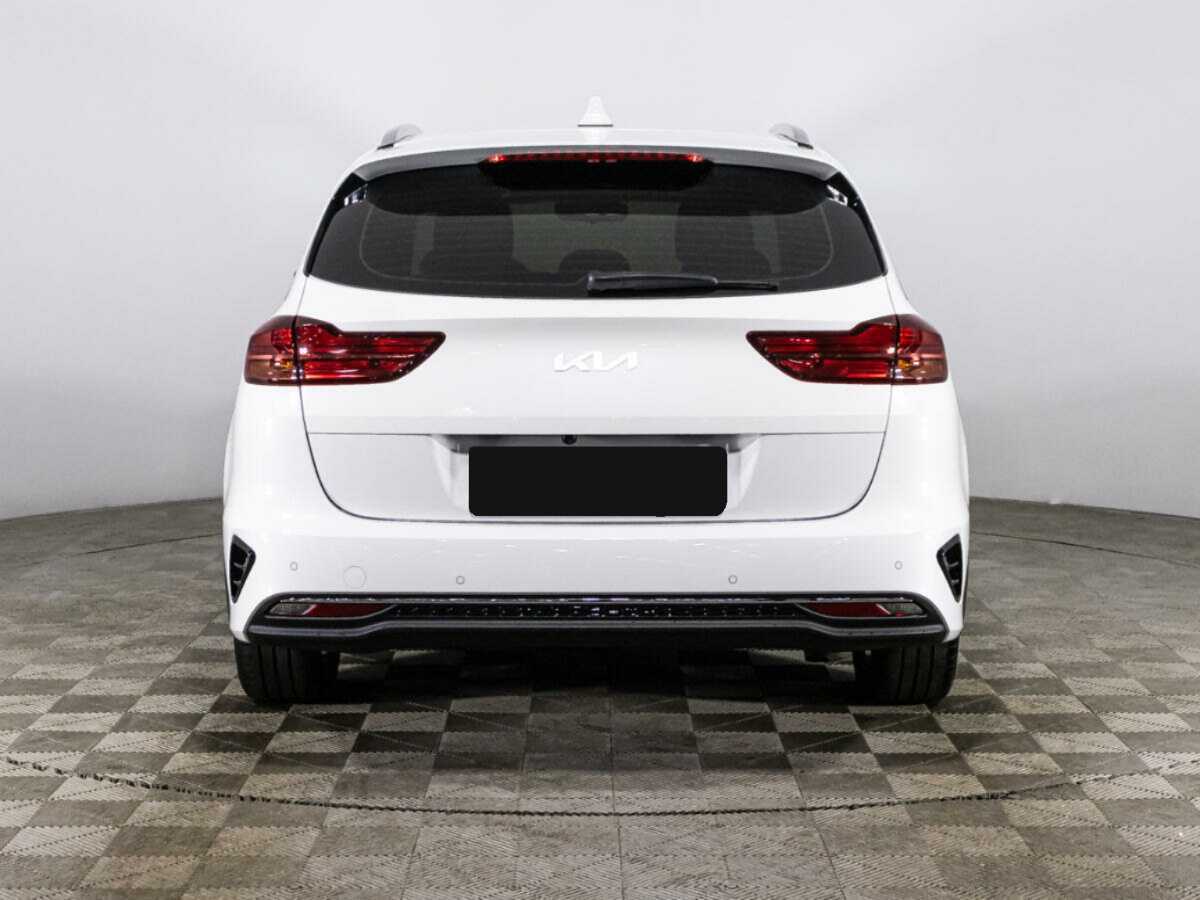 Kia Ceed 2023 года с пробегом. Фото: #5