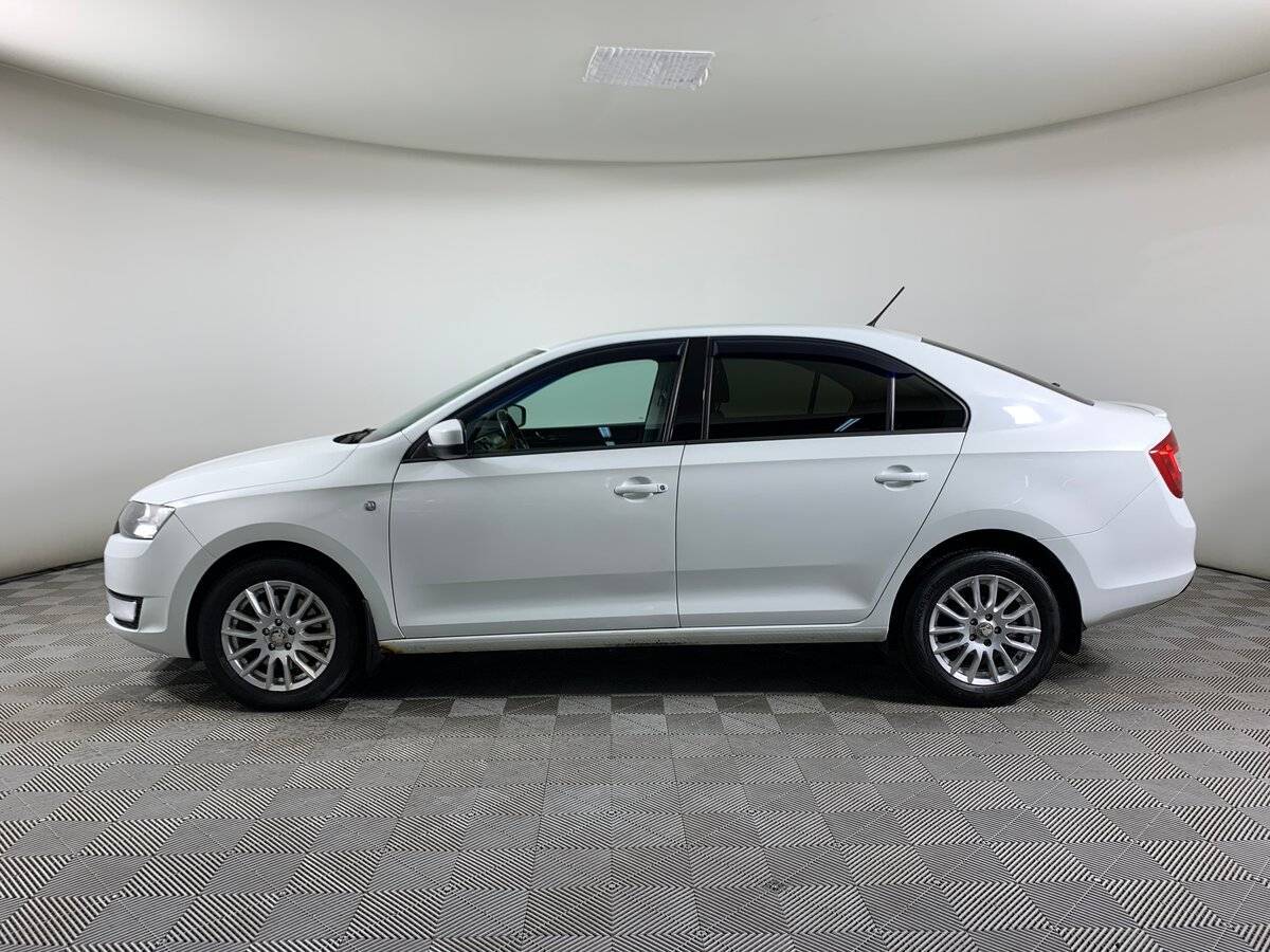 Skoda Rapid 2015 года с пробегом. Фото: #7