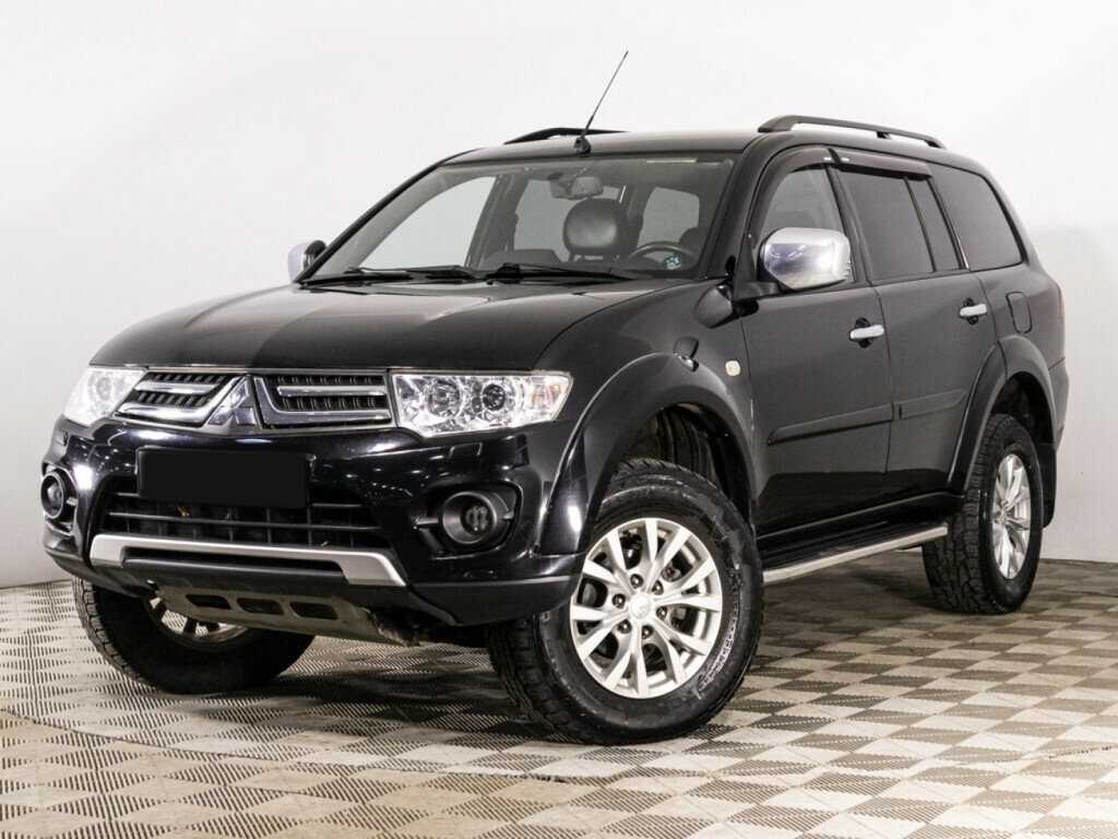 Mitsubishi Pajero Sport 2014 года с пробегом. Посмотреть фото