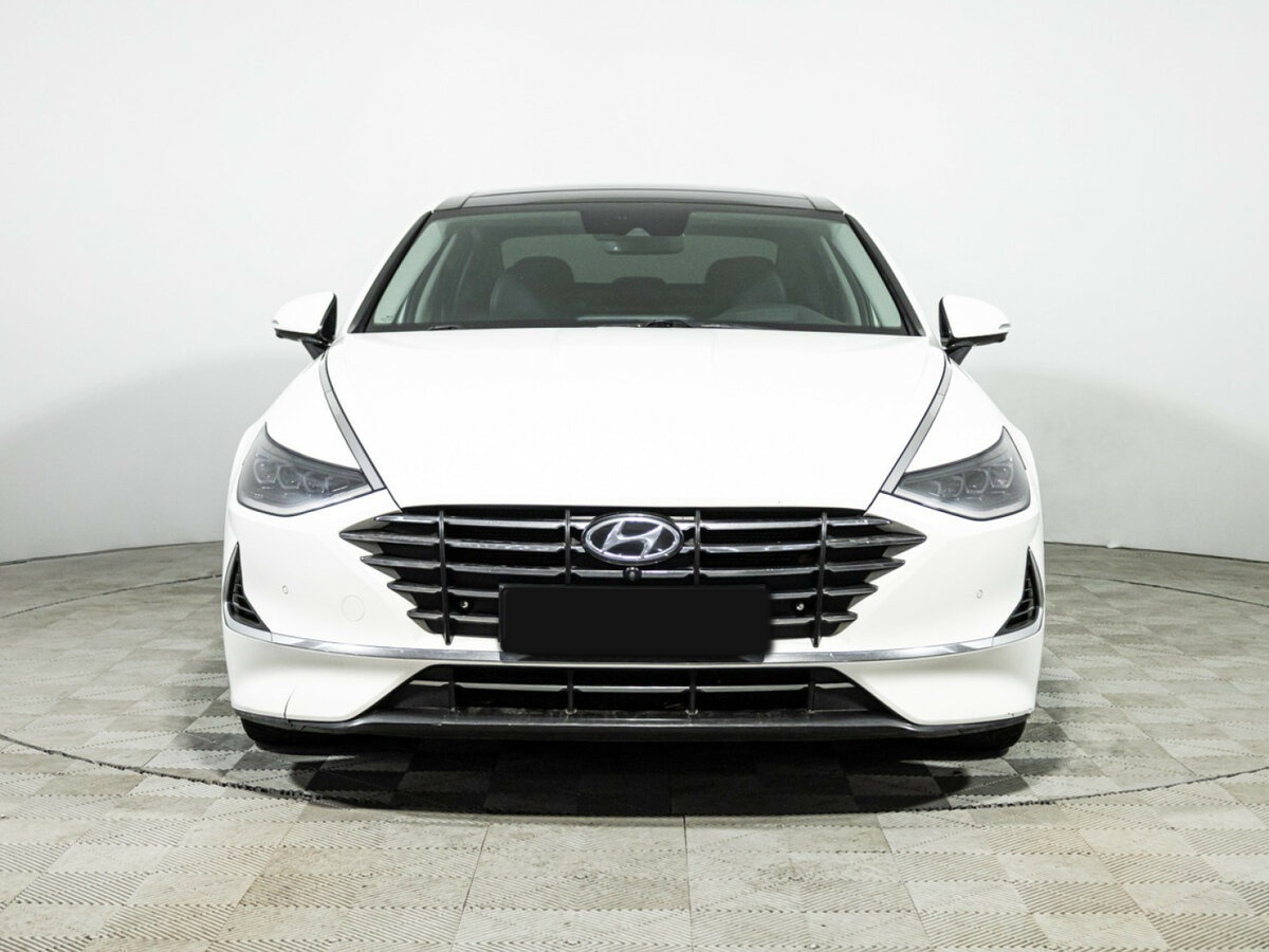 Hyundai Sonata 2021 года с пробегом. Фото: #1