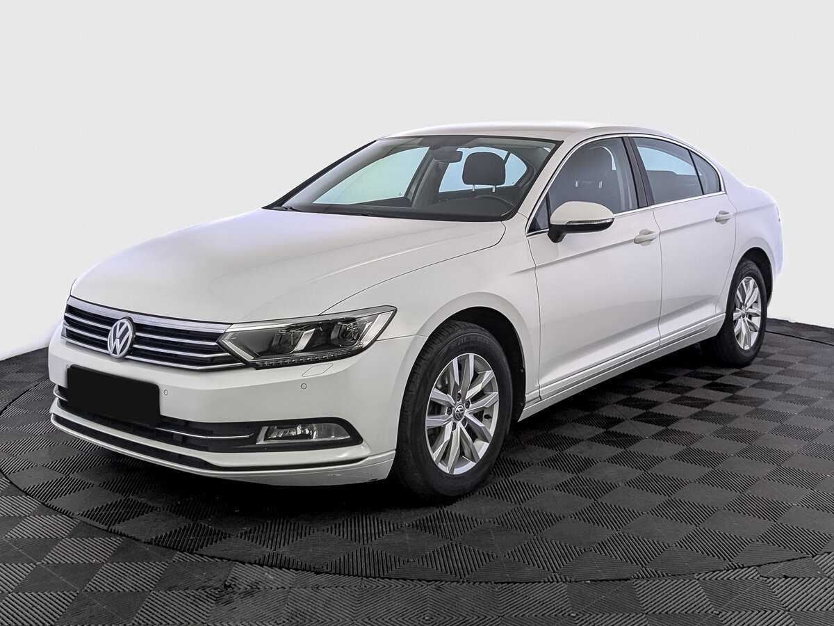 Volkswagen Passat 2019 года с пробегом. Посмотреть фото