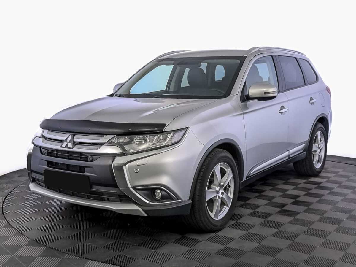 Mitsubishi Outlander 2017 года с пробегом. Посмотреть фото