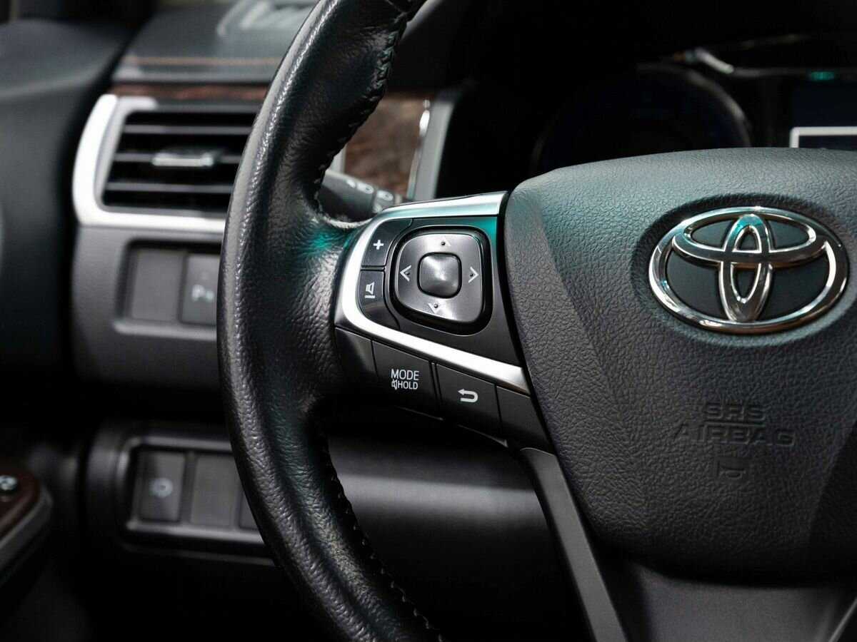 Toyota Camry 2017 года с пробегом. Фото: #16