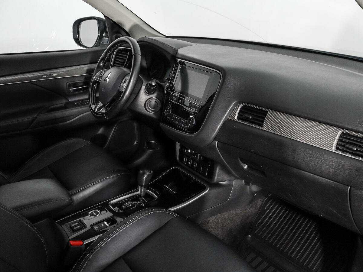 Mitsubishi Outlander 2019 года с пробегом. Фото: #8