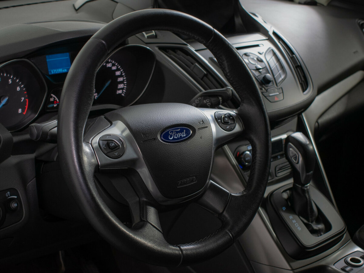Ford Kuga 2014 года с пробегом. Фото: #10