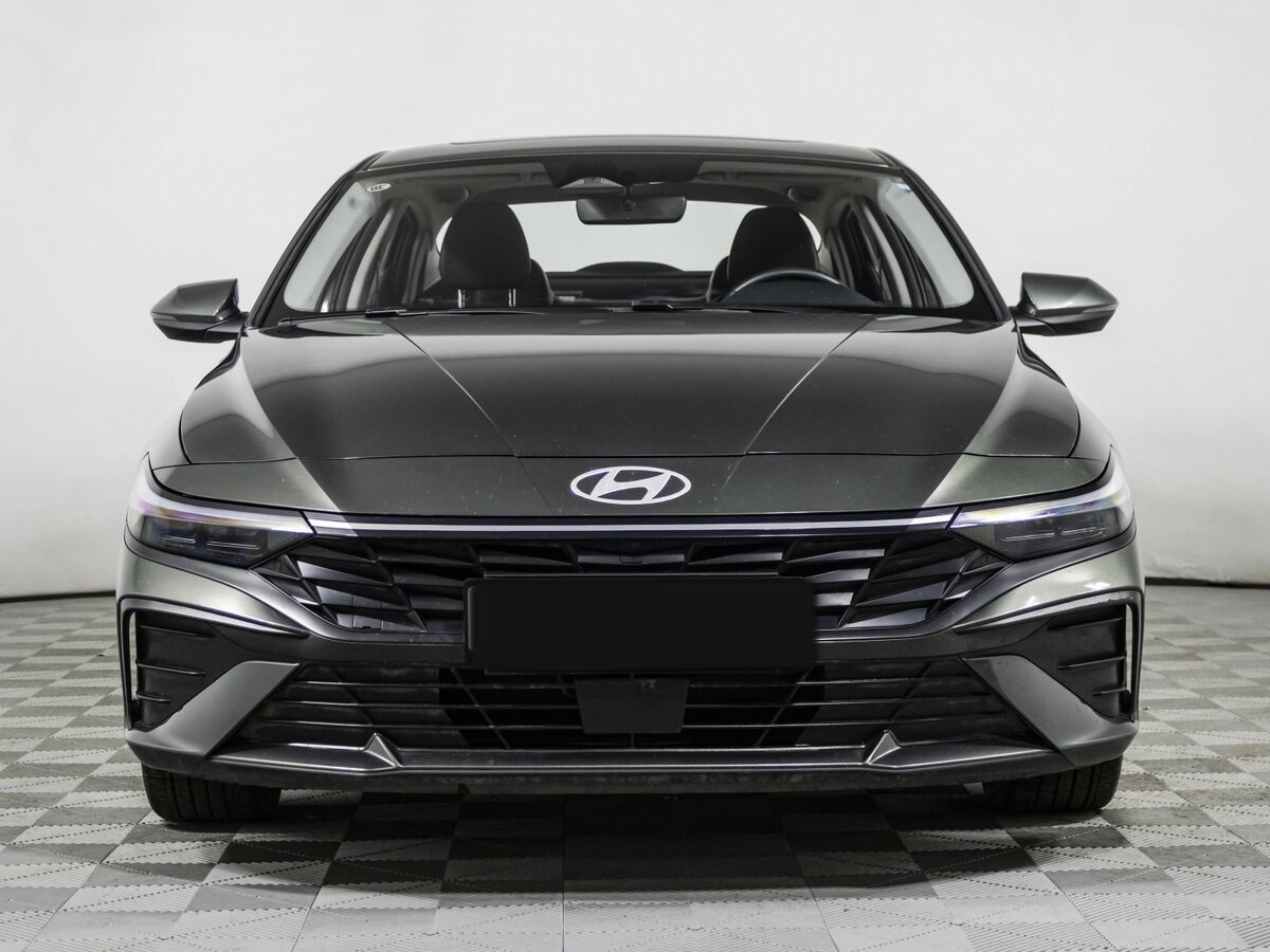 Hyundai Elantra 2023 года с пробегом. Фото: #1