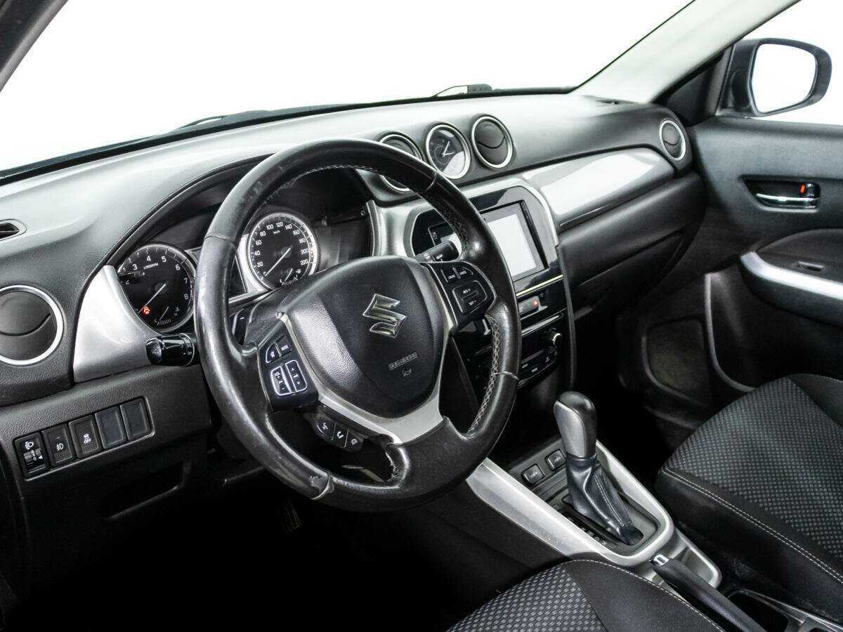 Suzuki Vitara 2017 года с пробегом. Фото: #10