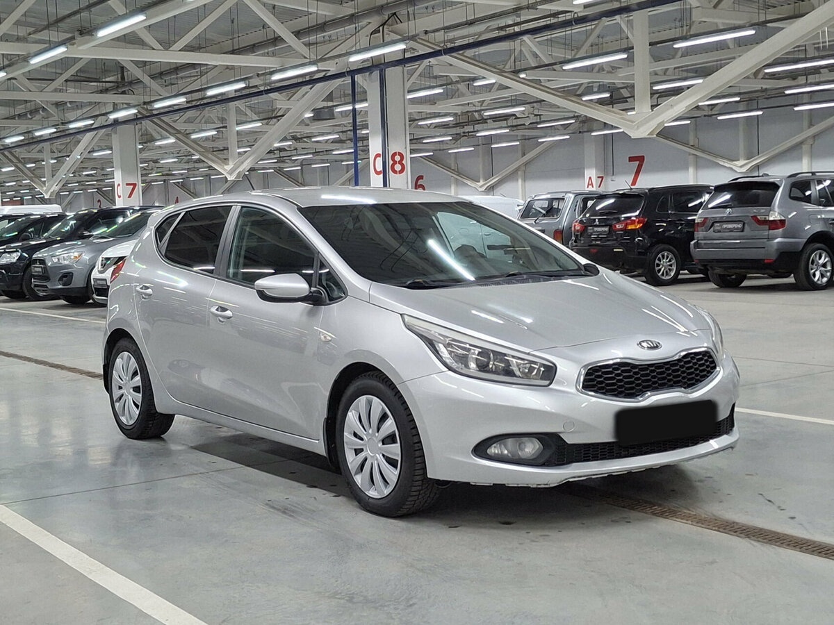Kia Ceed 2013 года с пробегом. Фото: #2