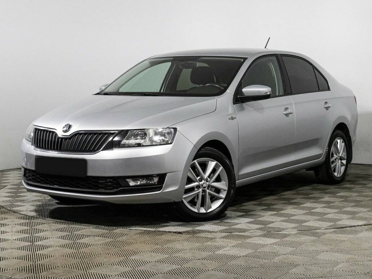 Skoda Rapid 2018 года с пробегом. Посмотреть фото