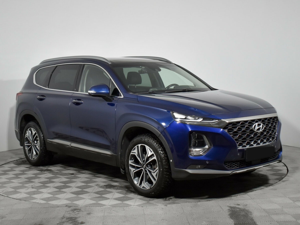 Hyundai Santa Fe 2019 года с пробегом. Фото: #2