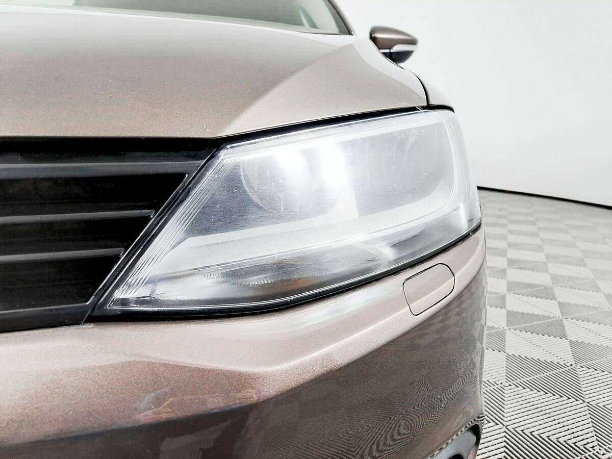 Volkswagen Jetta 2013 года с пробегом. Фото: #13