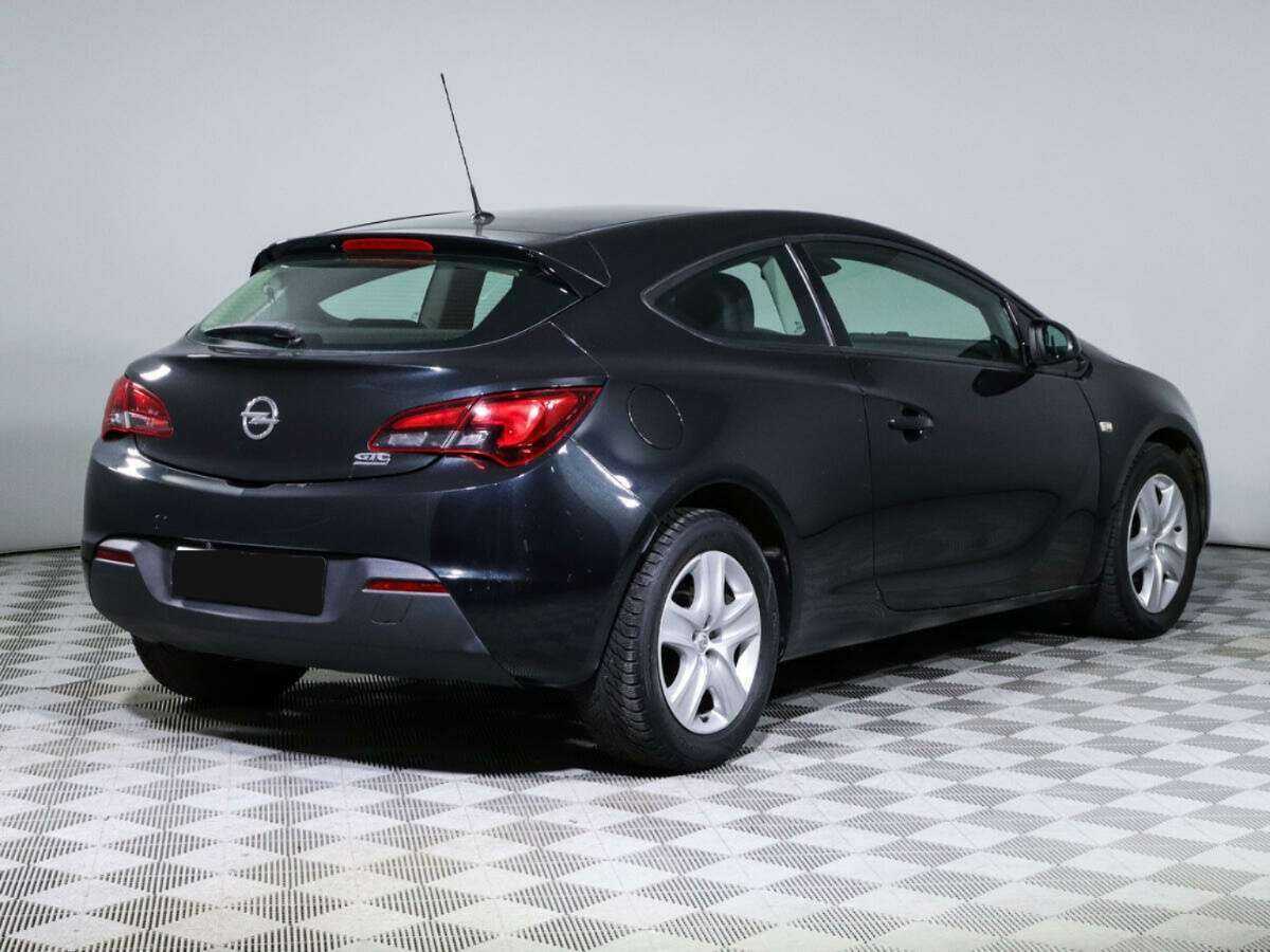 Opel Astra 2014 года с пробегом. Фото: #4