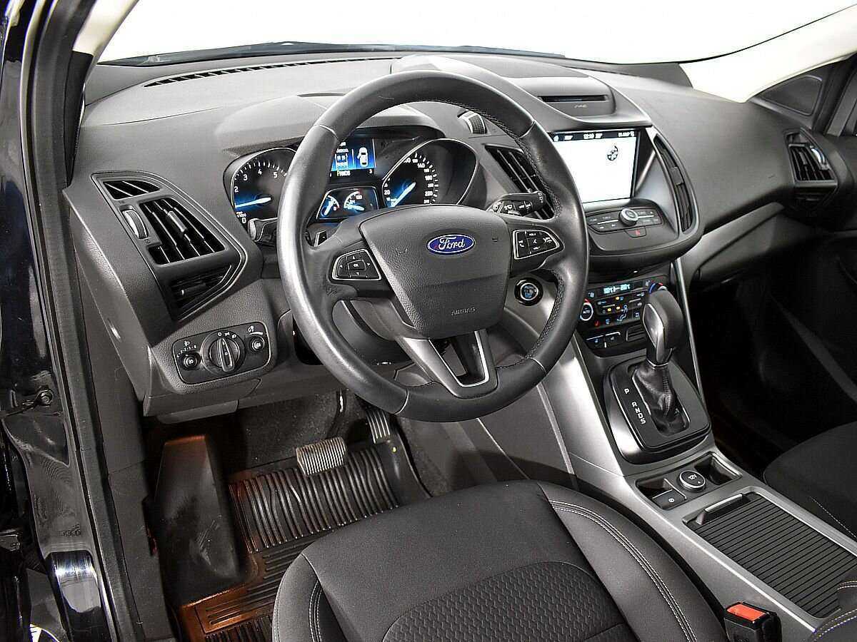 Ford Kuga 2018 года с пробегом. Фото: #8
