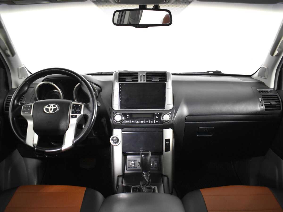 Toyota Land Cruiser Prado 2012 года с пробегом. Фото: #9