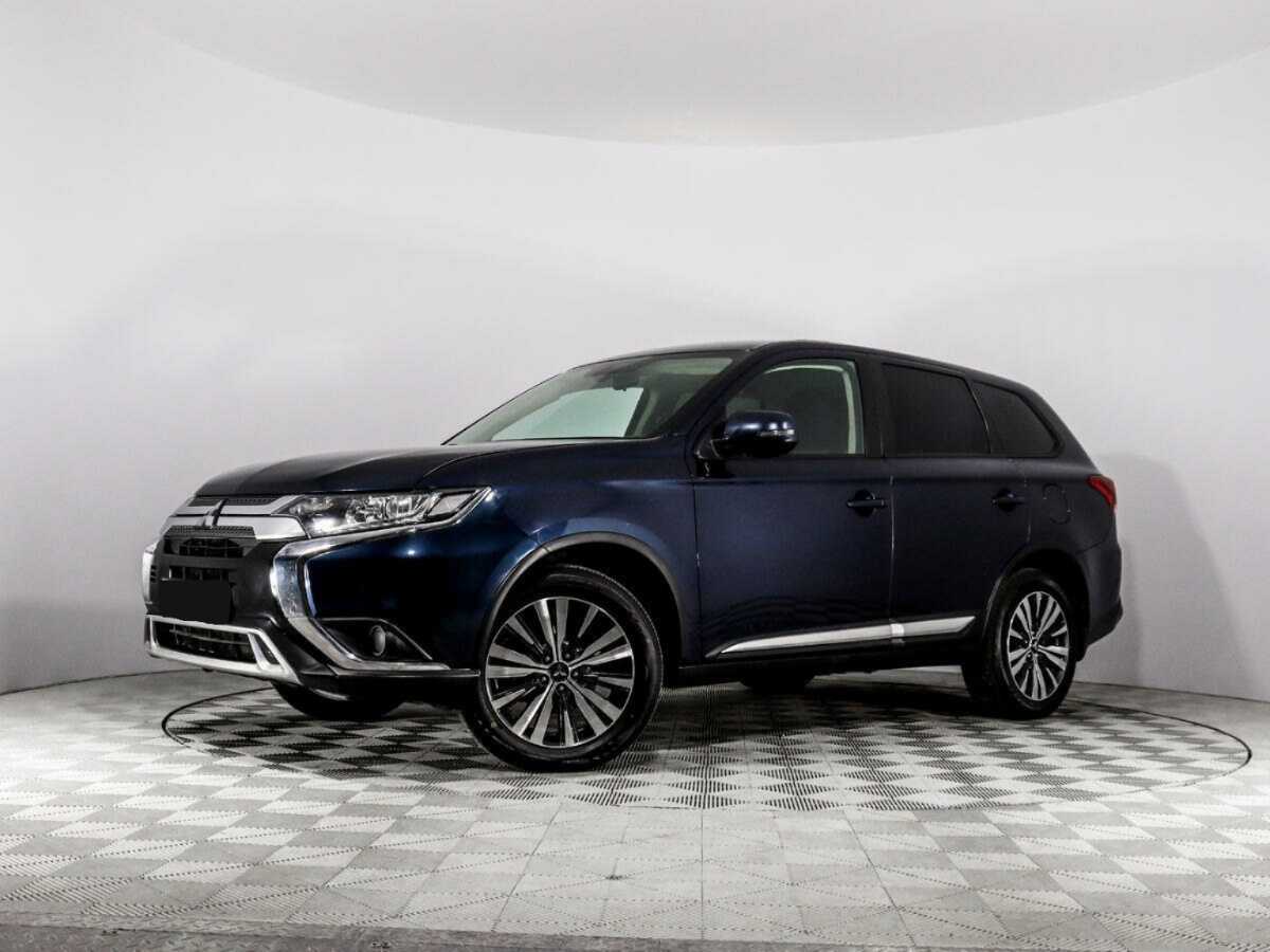 Mitsubishi Outlander 2018 года с пробегом. Фото: #0