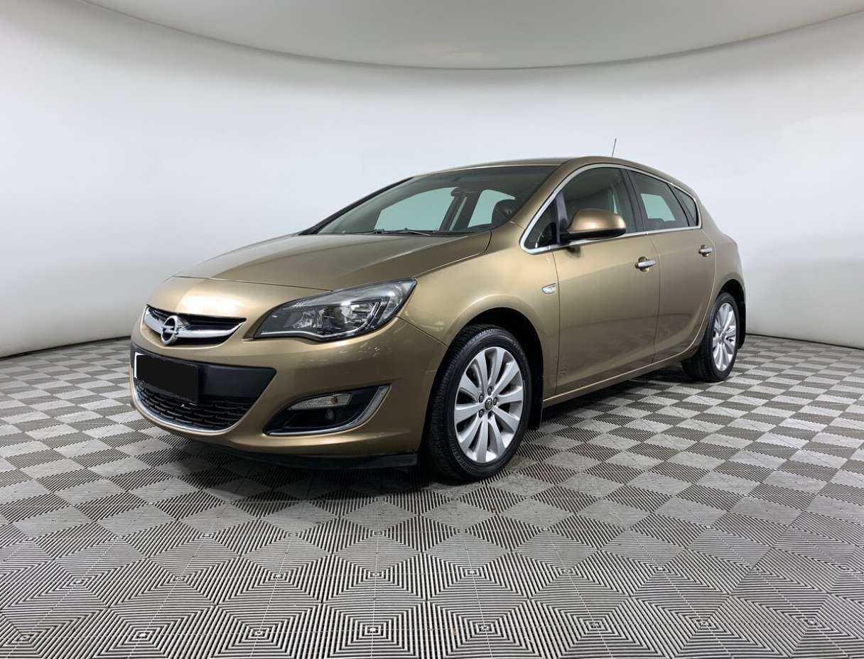 Opel Astra 2012 года с пробегом. Фото: #0