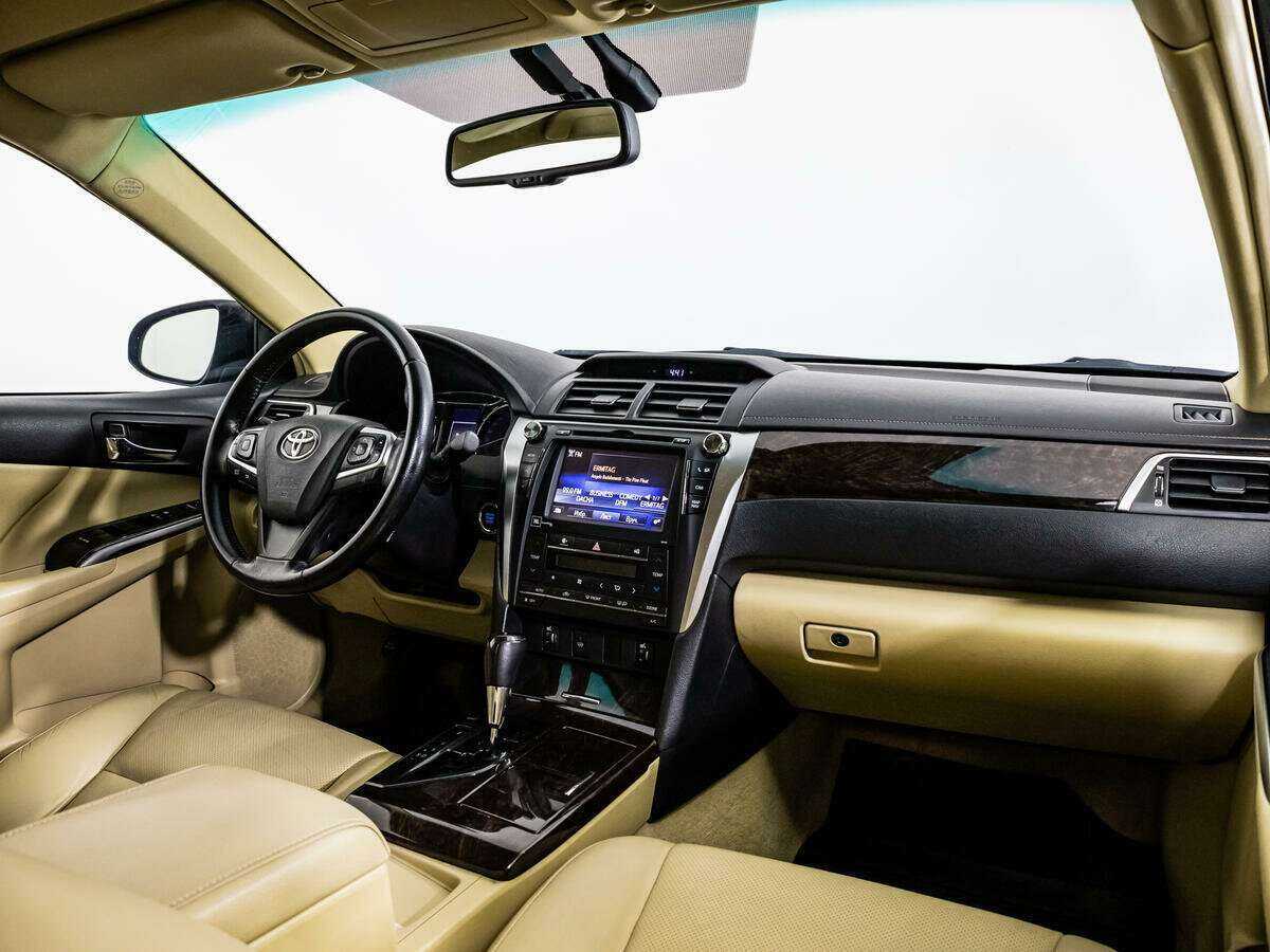 Toyota Camry 2015 года с пробегом. Фото: #7