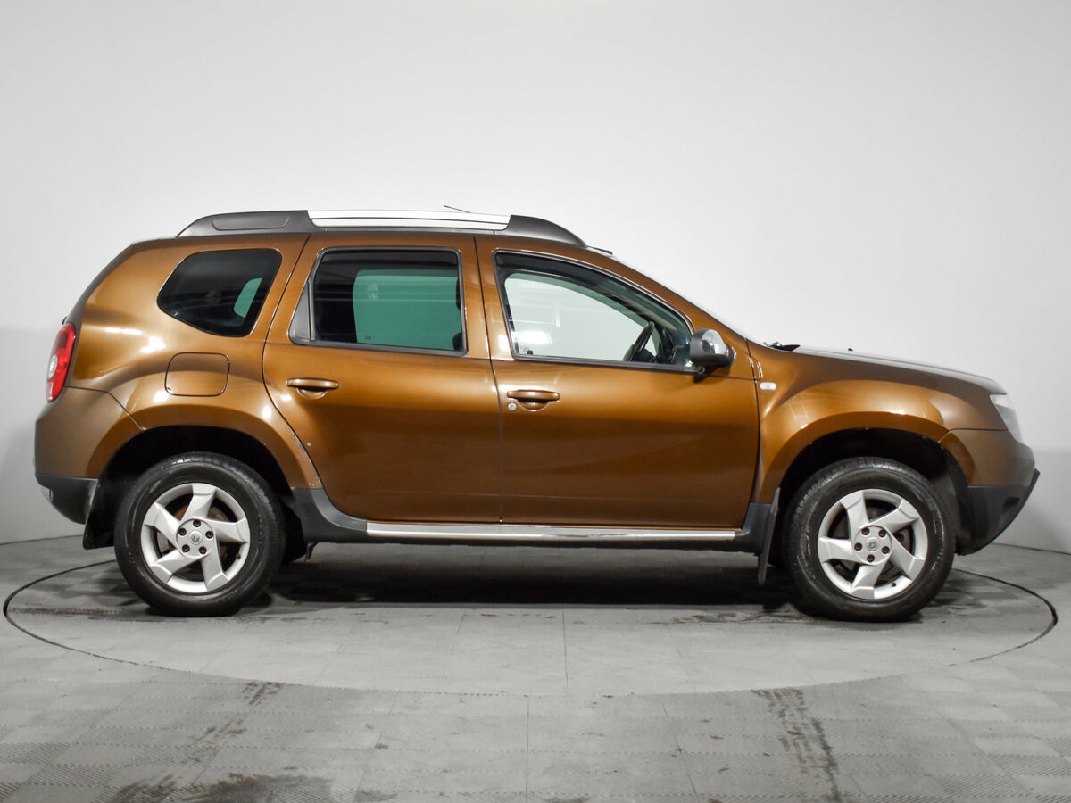 Renault Duster 2012 года с пробегом. Фото: #3