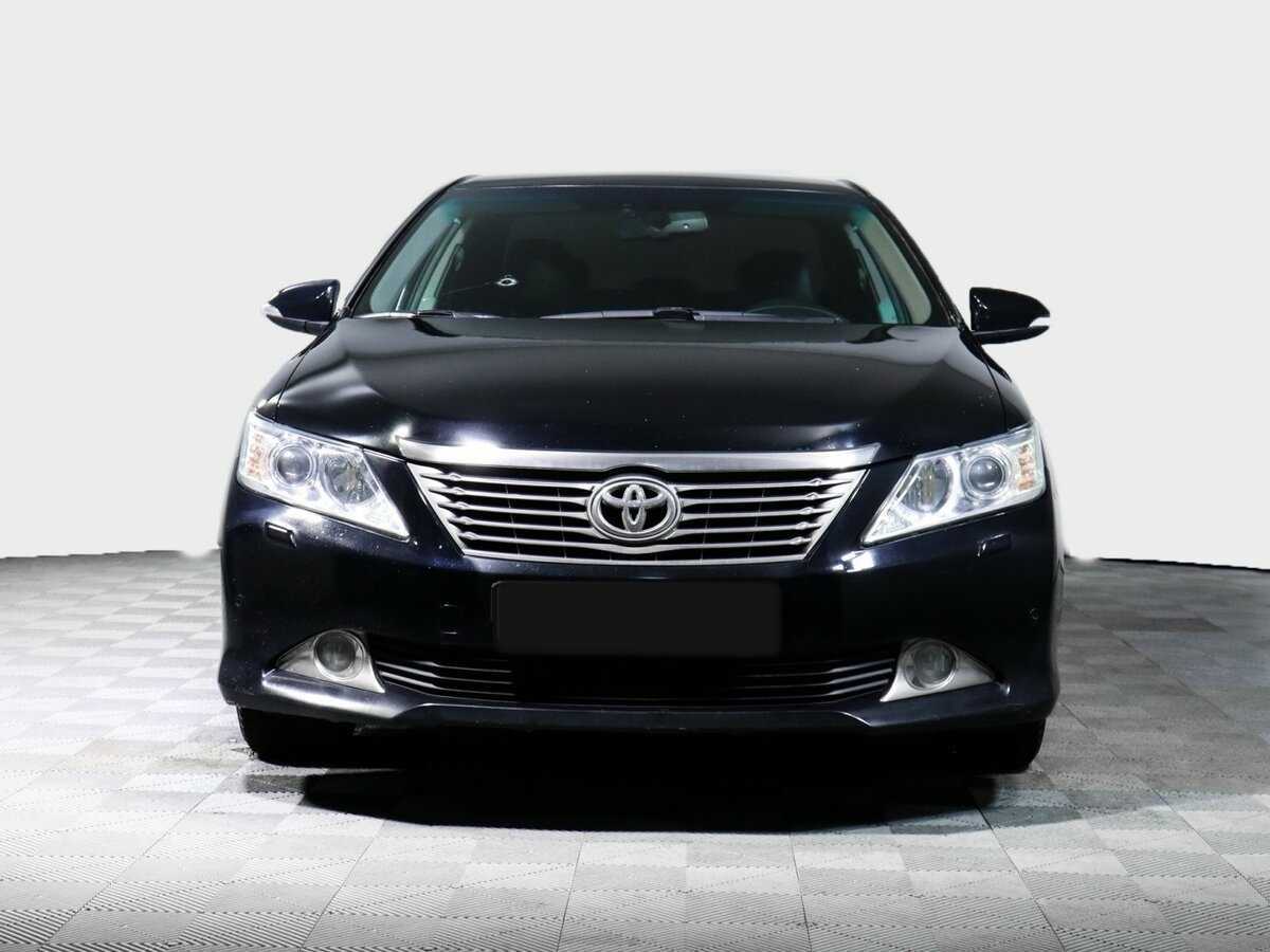 Toyota Camry 2013 года с пробегом. Фото: #1