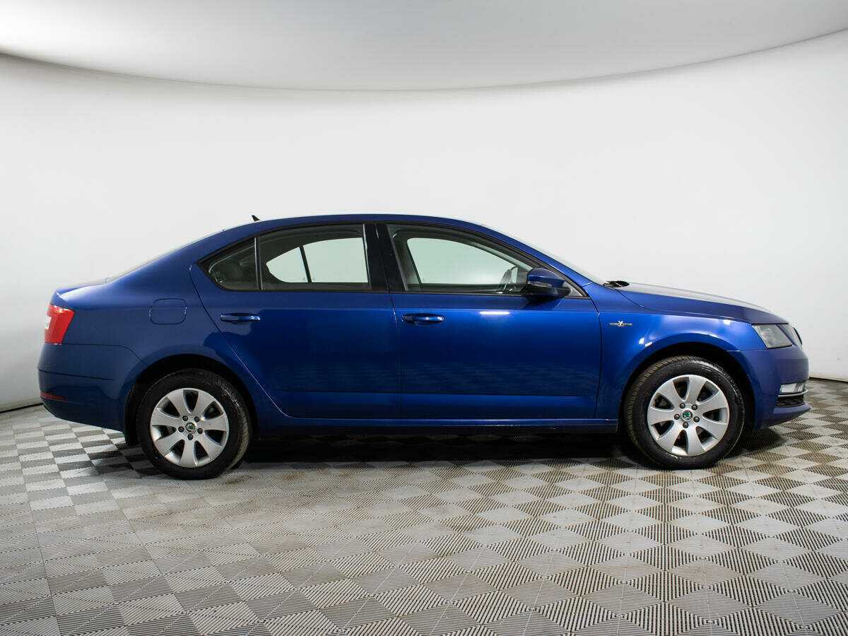 Skoda Octavia 2019 года с пробегом. Фото: #3