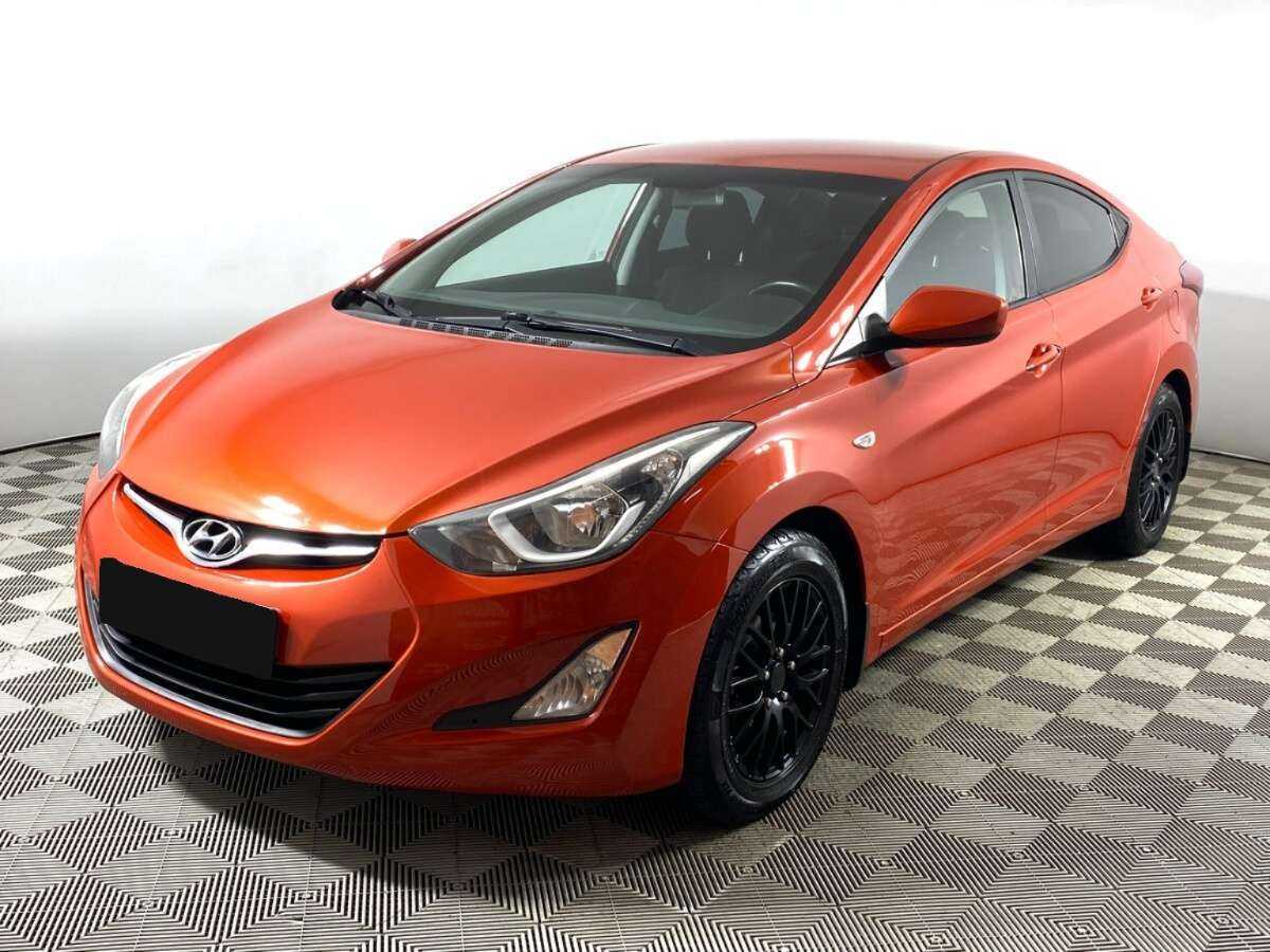 Hyundai Elantra 2015 года с пробегом. Посмотреть фото