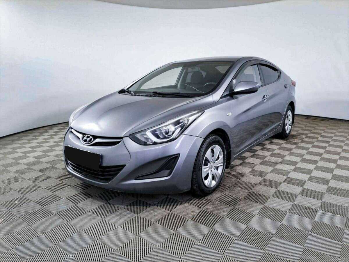 Hyundai Elantra 2015 года с пробегом. Посмотреть фото