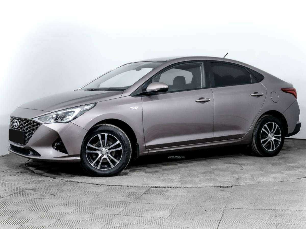 Hyundai Solaris 2021 года с пробегом. Посмотреть фото