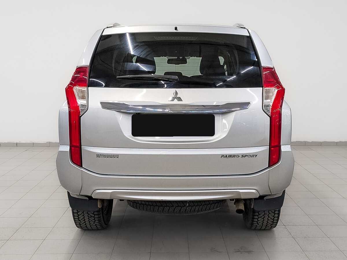 Mitsubishi Pajero Sport 2020 года с пробегом. Фото: #5