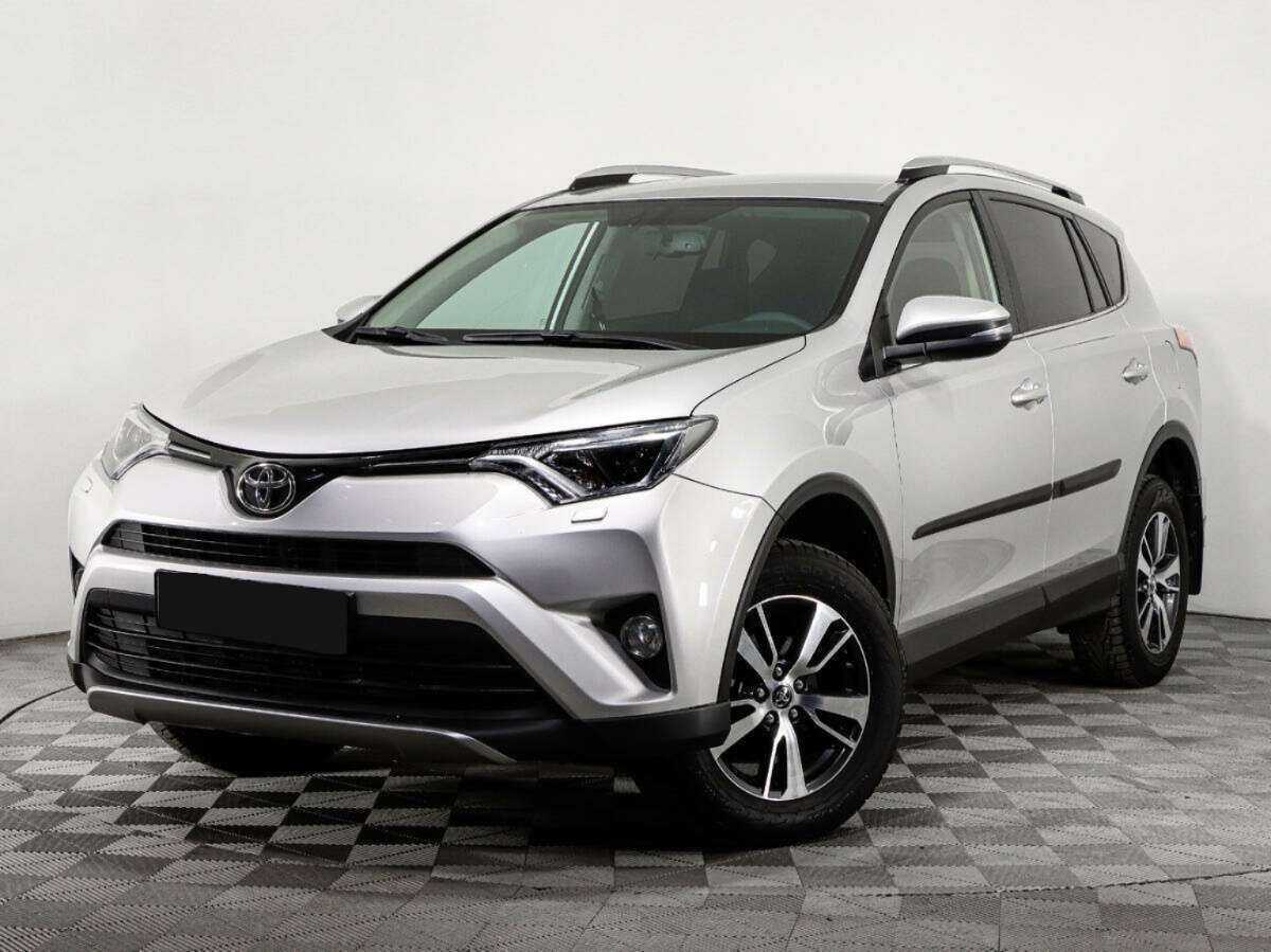Toyota RAV4 2017 года с пробегом. Фото: #0