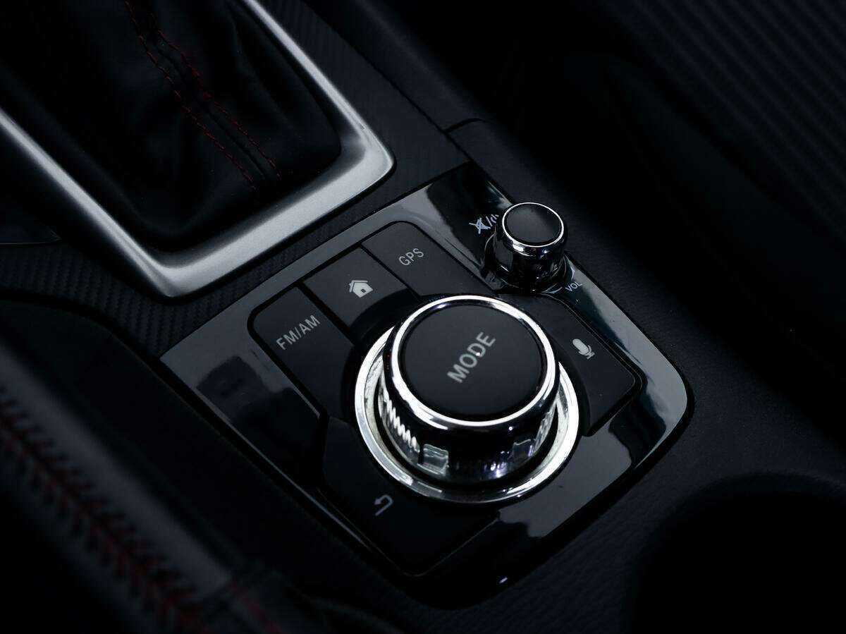 Mazda 3 2013 года с пробегом. Фото: #12