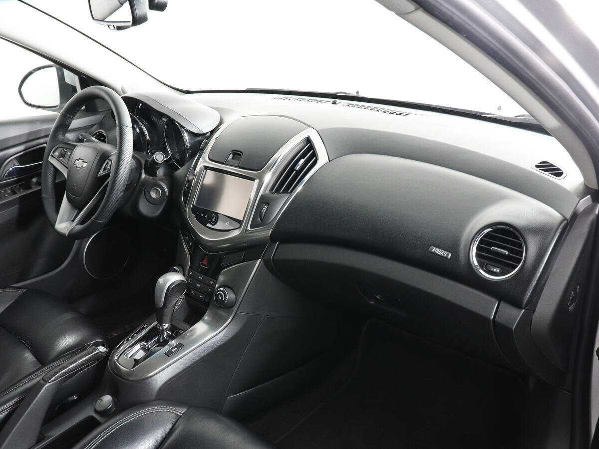 Chevrolet Cruze 2014 года с пробегом. Фото: #9