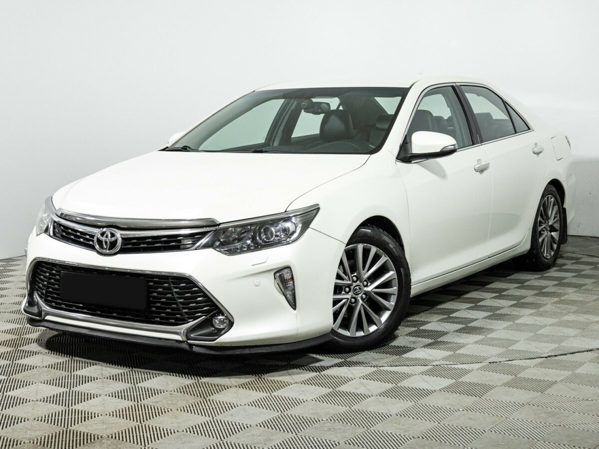 Toyota Camry 2017 года с пробегом. Фото: #0