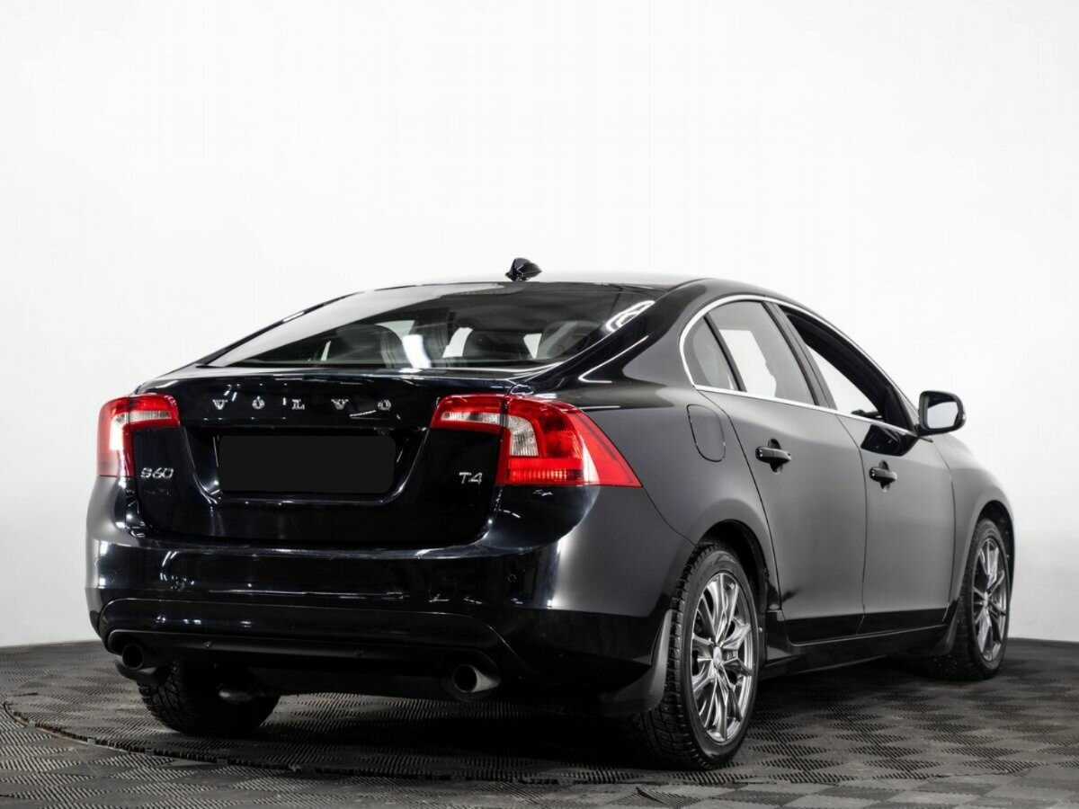 Volvo S60 2013 года с пробегом. Фото: #3