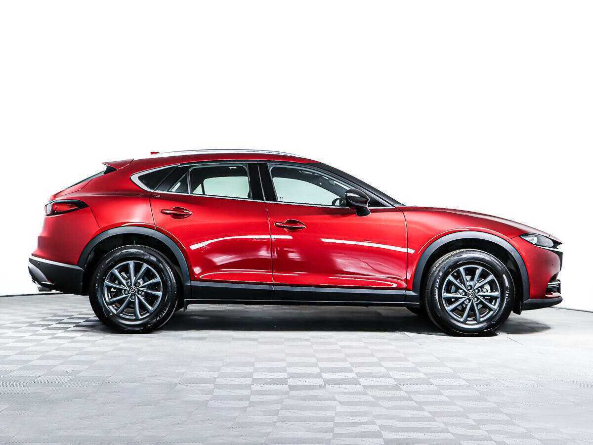 Mazda CX-4 2022 года с пробегом. Фото: #2