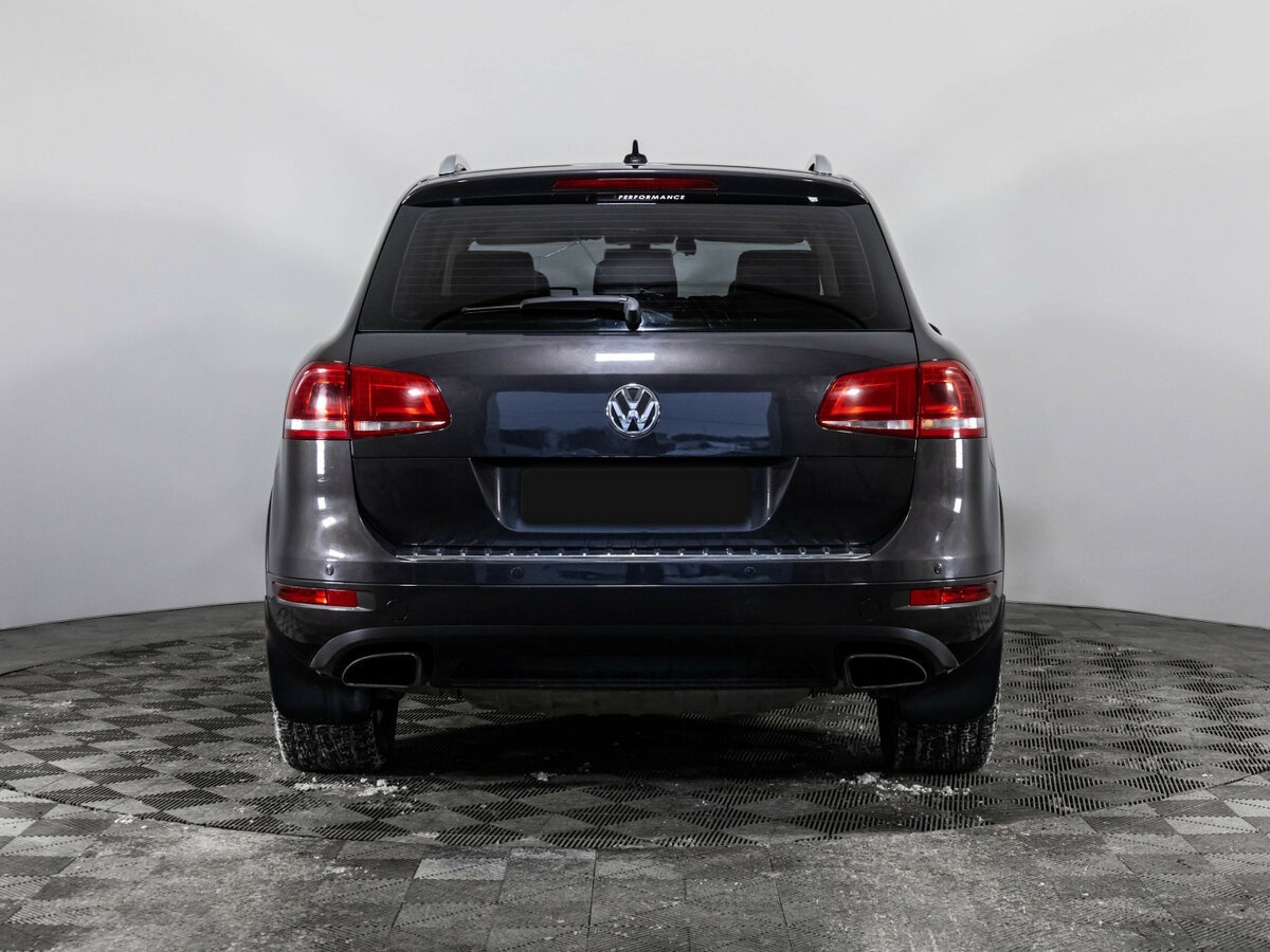 Volkswagen Touareg 2012 года с пробегом. Фото: #4